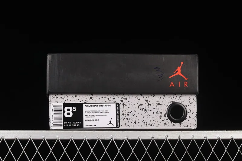 All categories Air Jordan Jordan series basketball shoes Air Jordan 4 foreign trade version Air Jordan 4 Retro "White Cement" AJ4 Joe 4 white cement white gray 840606-192